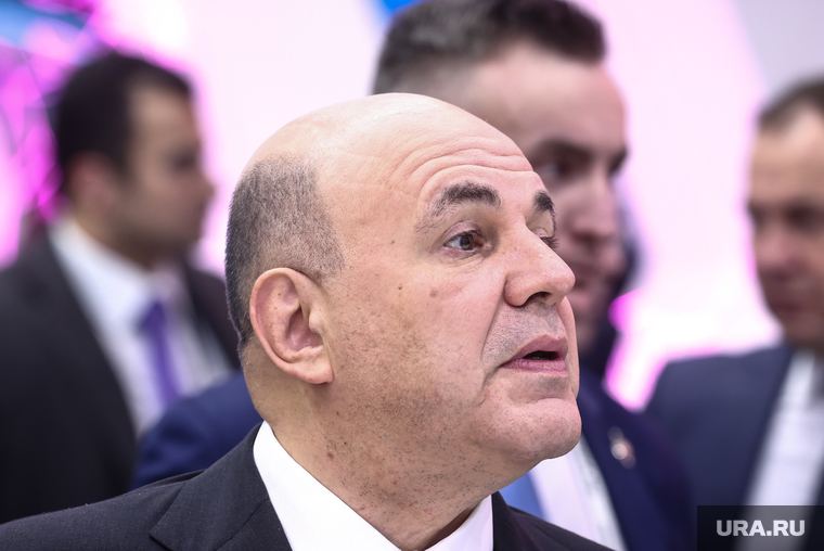 Премьер-министр России Михаил Мишустин на осмотре выставки "Россия" вместе с главами правительств стран-участниц СНГ. Москва, мишустин михаил
