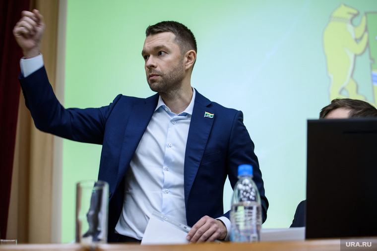 Алексей Вихарев собирает планы депутатов по поручению вице-губернатора