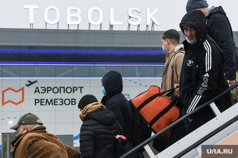 Первый рейс авиасообщения Екатеринбург-Тобольск авиакомпании Red Wings. Екатеринбург, аэропорт remezov, аэропорт ремезов, город тобольск, tobolsk