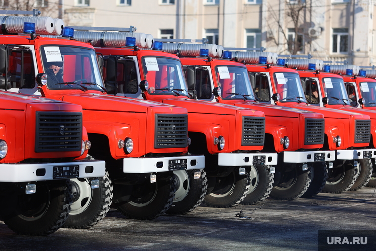 Новые пожарные машины отправятся в курганские округа