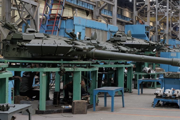 ВПК. ОПК. Гособоронзаказ. stock, завод, конвейер, башня, танк, stock