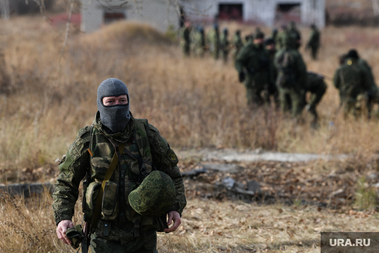 Тренировочные стрельбы мобилизованных с Центрального военного округа на полигоне Еланский. Свердловская область, армия, военные, полигон, мобилизация, мобилизованные