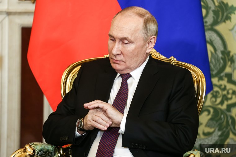 Переговоры в Кремле президента России Владимира Путина и президента республики Иран Ибрахима Раиси. Москва, путин владимир, топ