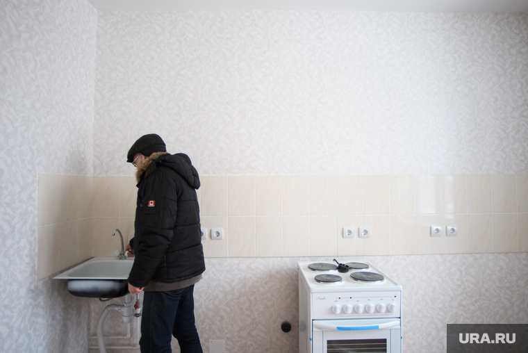 Виды Новоуральска, Свердловская область, новостройки, новая квартира, электроплита, чистовая отделка, кухня