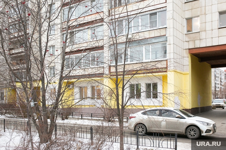 Микрорайон Ухм в Тюмени. Тюмень , двор, многоэтажка, вторичное жилье, жилье, дворы, район ухм