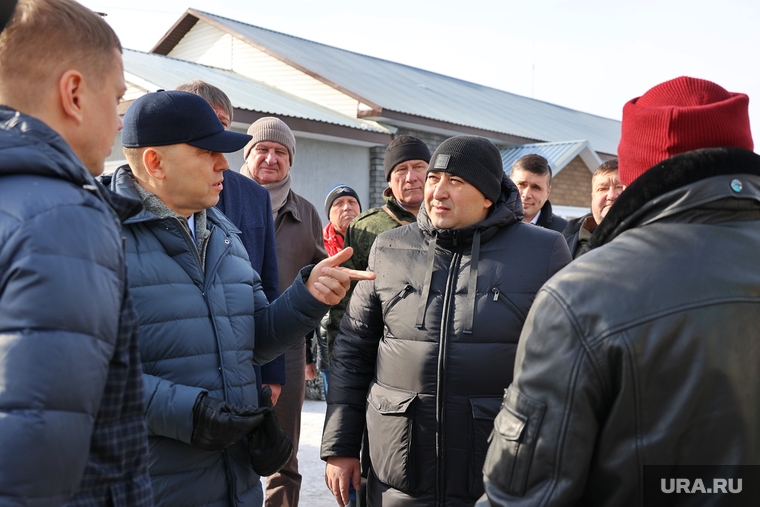 Губернатор Вадим Шумков и курганские бизнесмены собрались, чтобы отправить груз на СВО