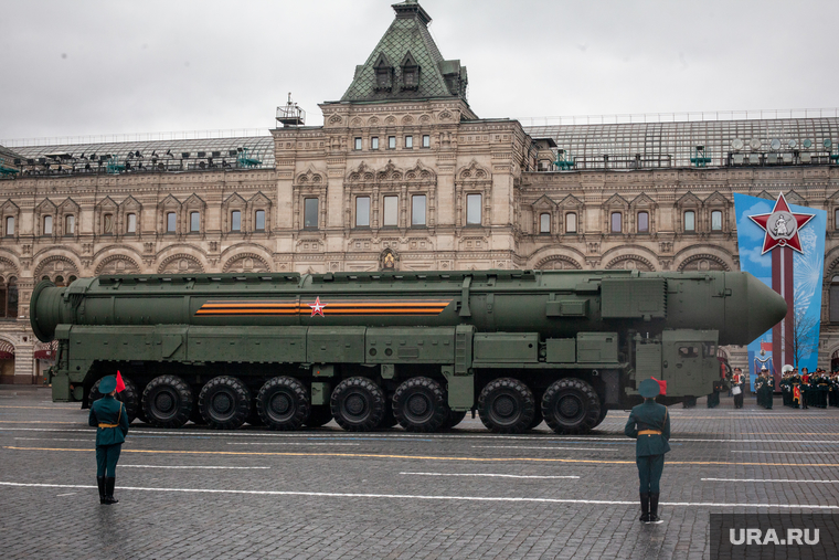 Парад Победы 2021 9 мая на Красной площади в Москве. Москва, армия, военные, ракетный комплекс, ярс, парад победы, красная площадь, рс-24, межконтинентальная баллистическая ракета