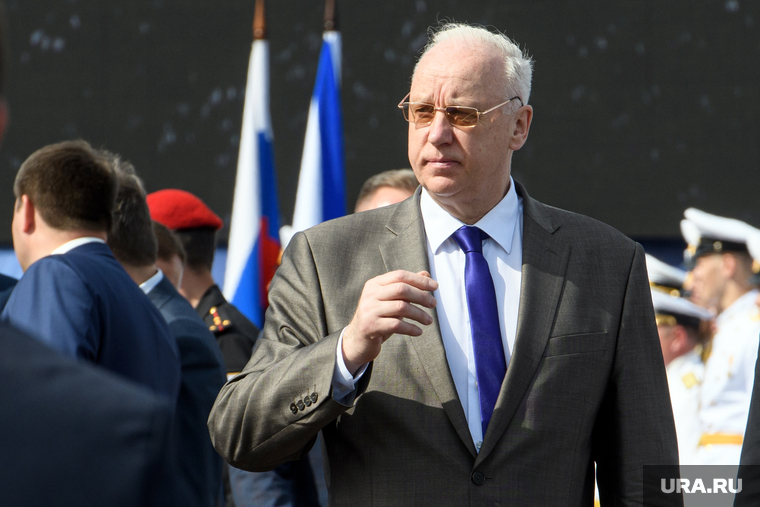 Торжественная церемония празднования Дня ВМФ на Сенатской площади. Санкт-Петербург, бастрыкин александр