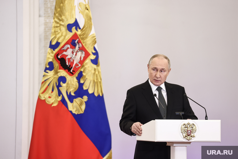 Президент России Владимир Путин на вручении наград Героям России в Кремле. Москва, путин владимир, топ