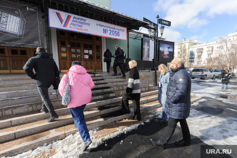 Николай Дейнеко и Юлия Сударенко проверили готовность избирательных участков. Челябинск, дейнеко николай, сударенко юлия, избирательный участок 2056