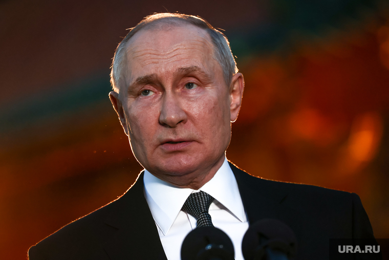 Заключительная пресс-конференция президента России Владимира Путина по окончанию визита в Китай. Пекин, КНР, путин владимир, топ
