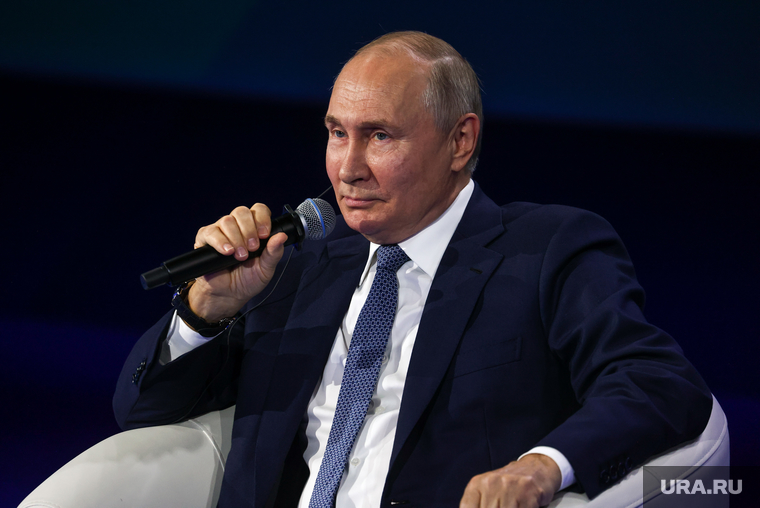 Владимир Путин на Третьей Международной олимпиаде по финансовой безопасности. Сочи, путин владимир, топ
