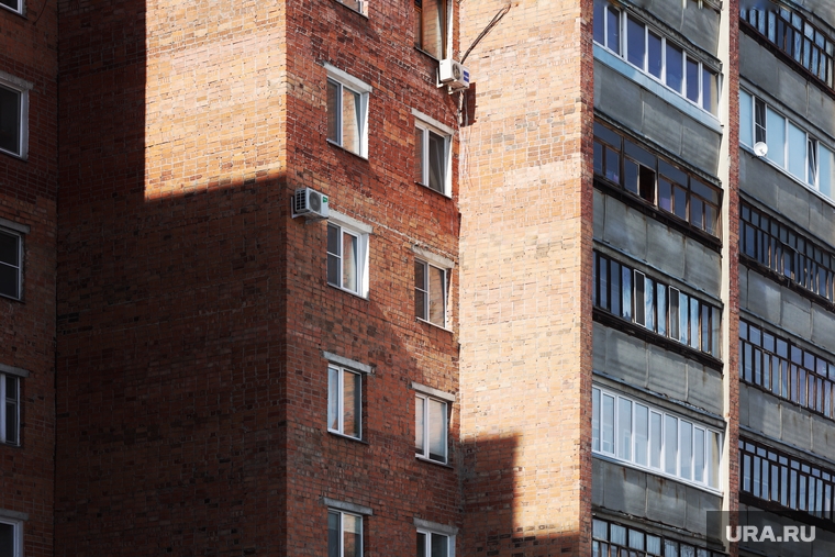 Город. Курган, жилье, окна, недвижимость, продажа квартир, жилые дома, многоквартирный дом, квартиры, новостройка