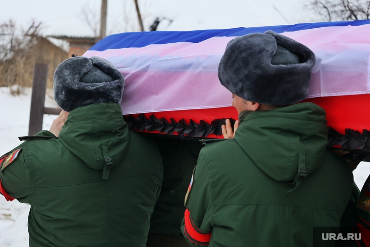 Прощание с военным, погибшим на Украине. Белозерский район, смерть, гроб, похороны, солдат