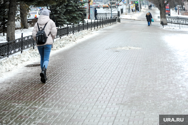 Гололед, гололедица. Челябинск, тротуар, пешеход, гололед, гололедица