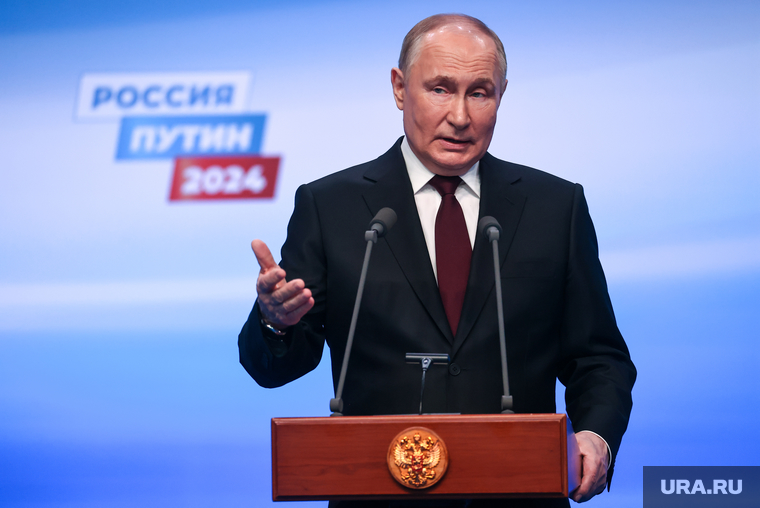 Президент России Владимир Путин на пресс-конференции после окончания голосования на президентских выборах 2024. Москва, путин владимир