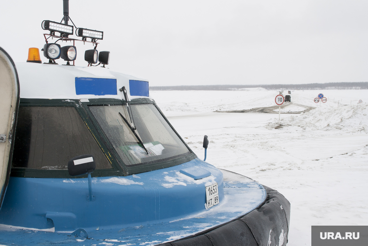 Обследование ледовой переправы Салехард -Лабытнанги и вездеходов на воздушных подушках. Салехард
