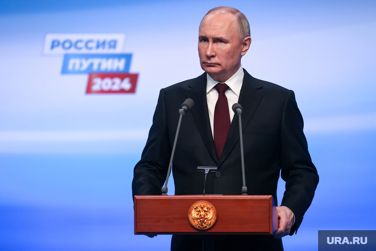 Президент России Владимир Путин на пресс-конференции после окончания голосования на президентских выборах 2024. Москва, путин владимир