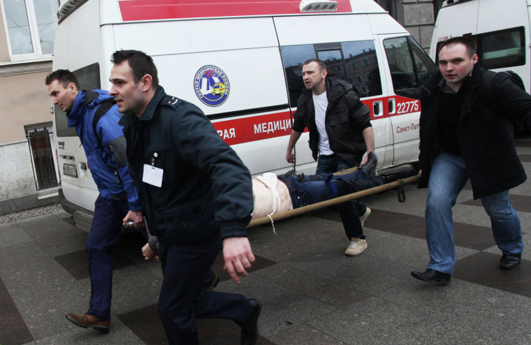Пострадавшим при теракте в метро Санкт-Петербурга оперативно оказывали помощь