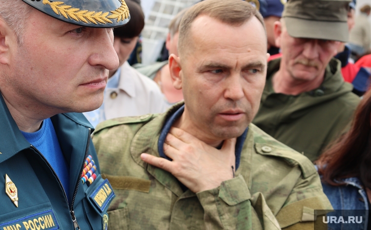 Визит главы МЧС Александра Куренкова в микрорайон Смолино. Курган, шумков вадим, куренков александр