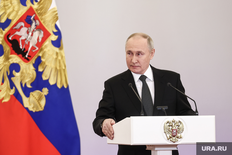 Президент России Владимир Путин на вручении наград Героям России в Кремле. Москва, путин владимир, топ