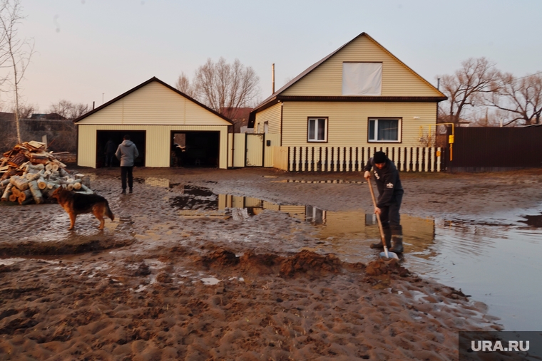 К утру 5 апреля удалось эвакуировать 47 человек