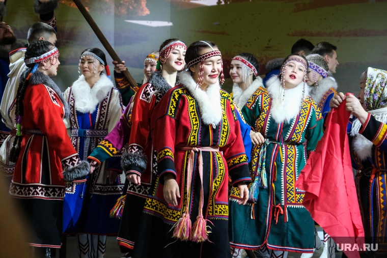 День ХМАО и ЯНАО. Выставка Россия на ВДНХ. Москва, народный костюм