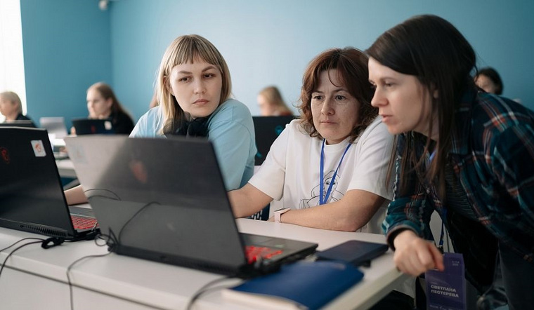 Педагогов учили создавать собственные чат-боты, которые можно внедрять в образовательный процесс
