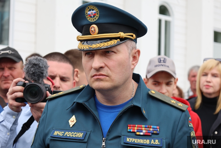 Визит главы МЧС  Александра Куренкова в микрорайон Смолино. Курган, куренков александр