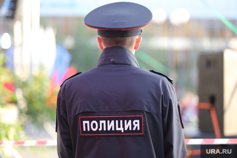 Кубанский казачий хор. Курган, полиция, полицейский
