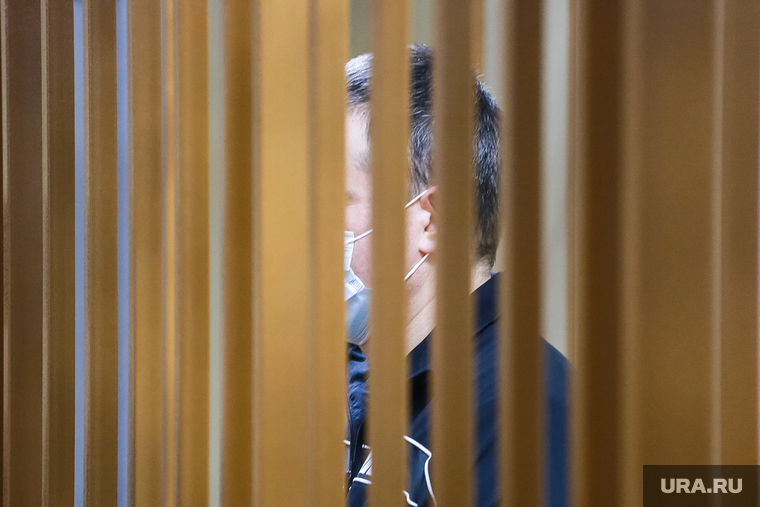 Клипарт Суд. Тюмень, за решеткой, подсудимый, судебное заседание, приговор суда, суд, судебное дело