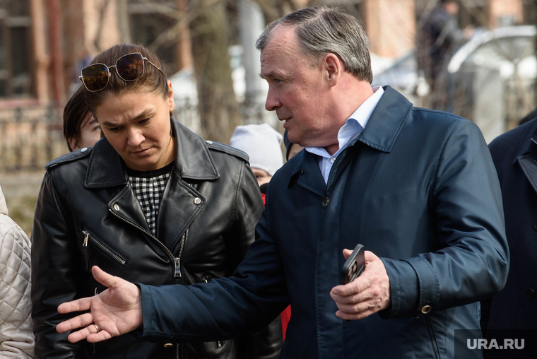 Алексей Орлов в сквере имени Фридриха Энгельса. Екатеринбург , орлов алексей, фадеева марина