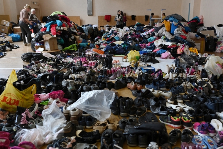Во дворце спорта «Юбилейный» в Орске организован пункт сбора и выдачи гуманитарной помощи пострадавшим от наводнения