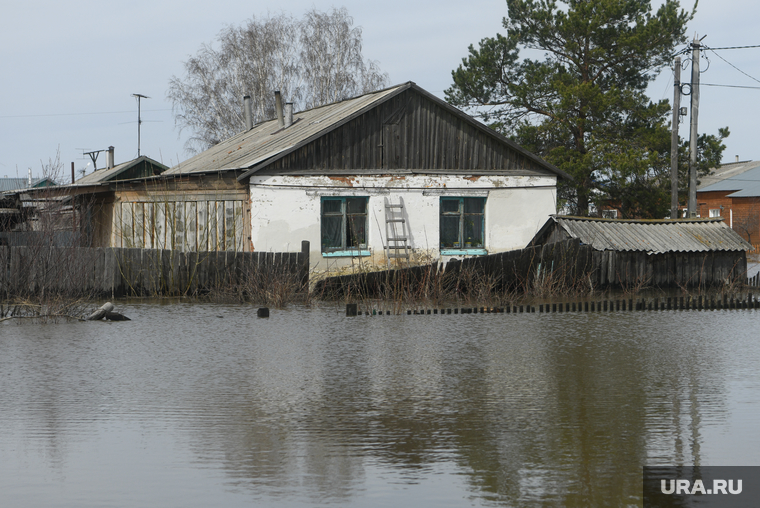 Инспекция "Опоры России" по селам, находящимся в зоне подтопления из-за паводка. Тюмень, деревня, половодье, паводок, село, наводнение, потоп, подтопление, разлив