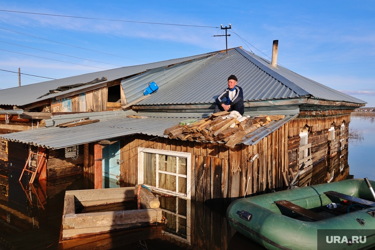 Сергей Тимофеев впервые переживает большой паводок в Смолино