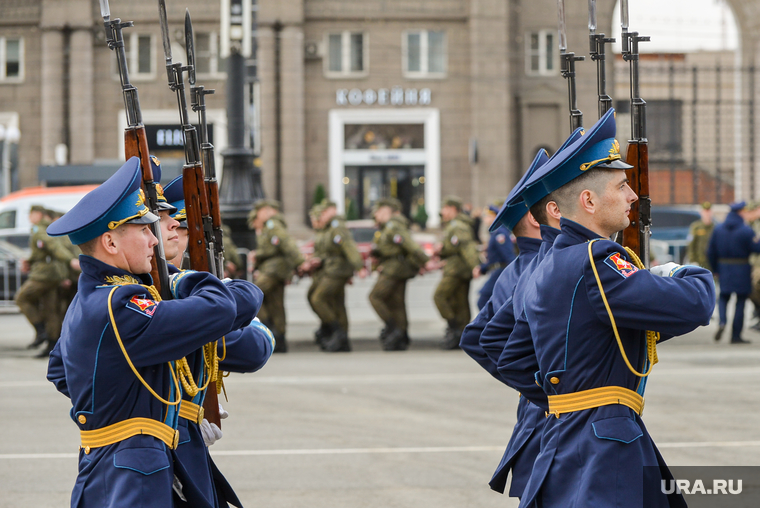 Репетиция парада Победы. Челябинск, силовики, репетиция парада, торжественное построение