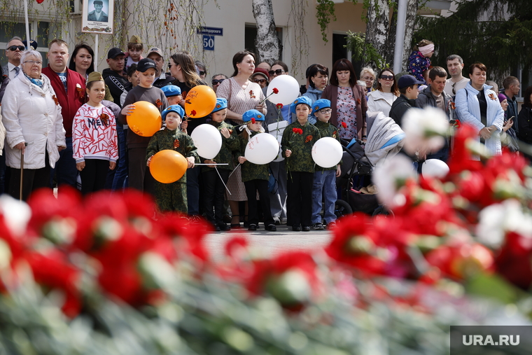Курганцы собрались на возложении