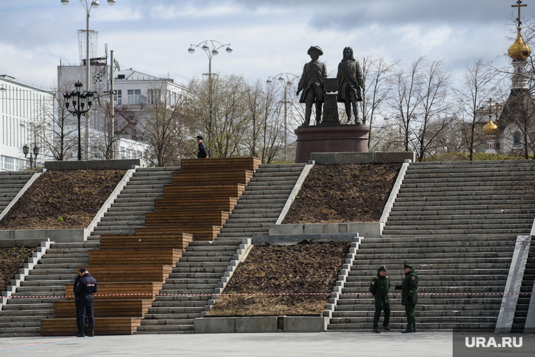Оцепление в Историческом сквере