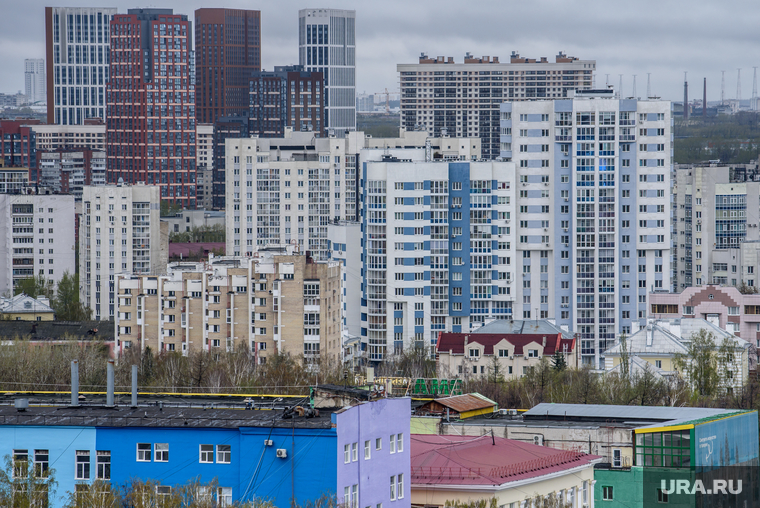 Свердловские зарисовки. Екатеринбург , недвижимость, ипотека, город, виды города, многоквартирные дома