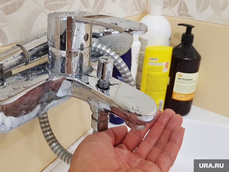 Отключение ХВС. Курган , нет воды, отключение воды, водоснабжение, водопроводный кран