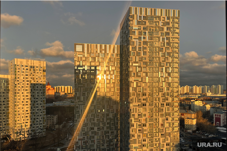 Повседневная жизнь. Пермь, многоэтажки, жилой комплекс, жк гулливер, луч солнца