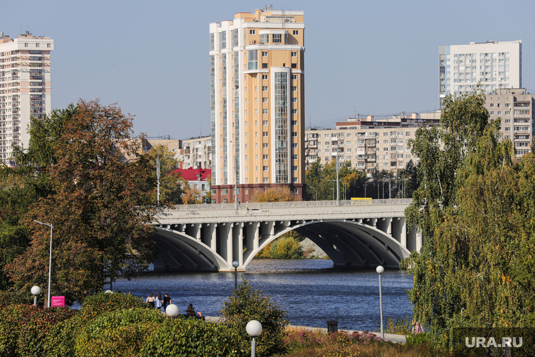 Городские зарисовки. Екатеринбург, макаровский мост