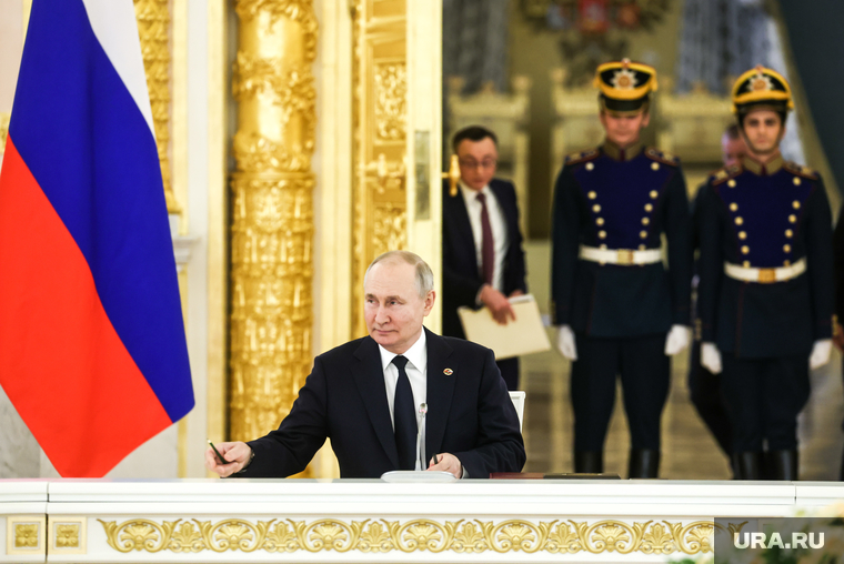 Владимир Путин и Александр Лукашенко на заседании высшего Госсовета союзного государства России и Белоруссии. Москва, путин владимир