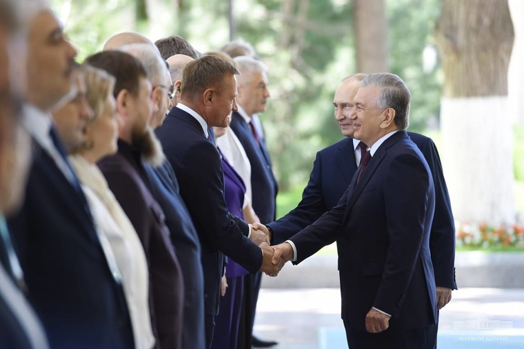 Путин в Узбекистане. Stock, путин владимир, stock, шавкат мирзиеев