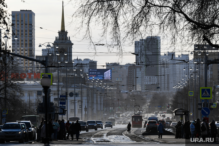 Пыль на проспекте Ленина. Екатеринбург, город екатеринбург, проспект ленина