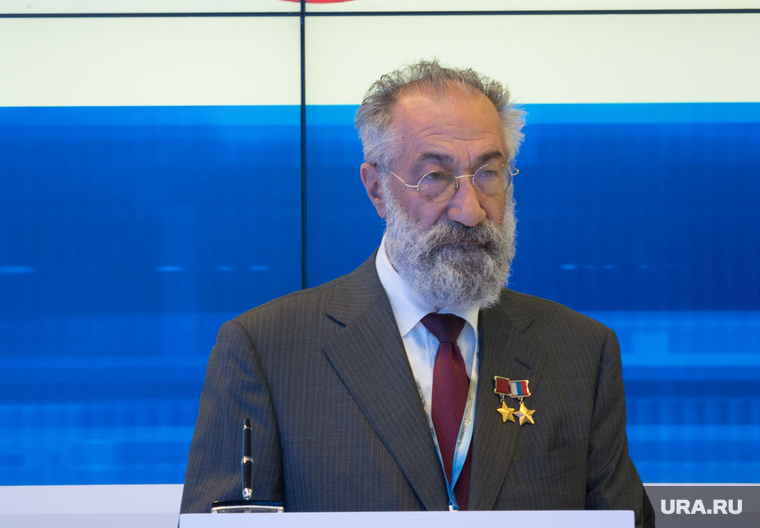 ПМЭФ-2014. Первые полдня. Лица. Санкт-Петербург, чилингаров артур, аспол, ассоциация полярников