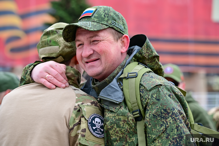 2024 Торжественное прохождение войск Пермского гарнизона и военной техники на Октябрьской площади. Пермь, приветствие, день победы, 9 мая, пенсионеры, праздник, контракт, ветераны, ветераны сво, льготы, вооруженные силы россии, всрф