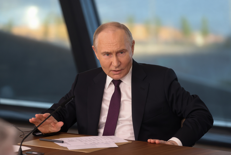 Во время общения с журналистами Путин затронул тему сектора Газа