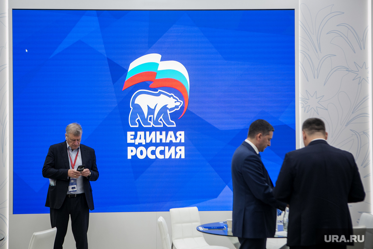 ПМЭФ-2021. Второй день, гостиная губернаторов. Санкт-Петербург, единая россия