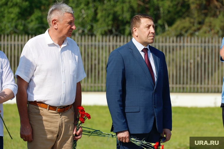 Курганский сенатор Сергей Муратов (слева) и руководитель курганского УФСБ Юрий Арбаков перед турниром